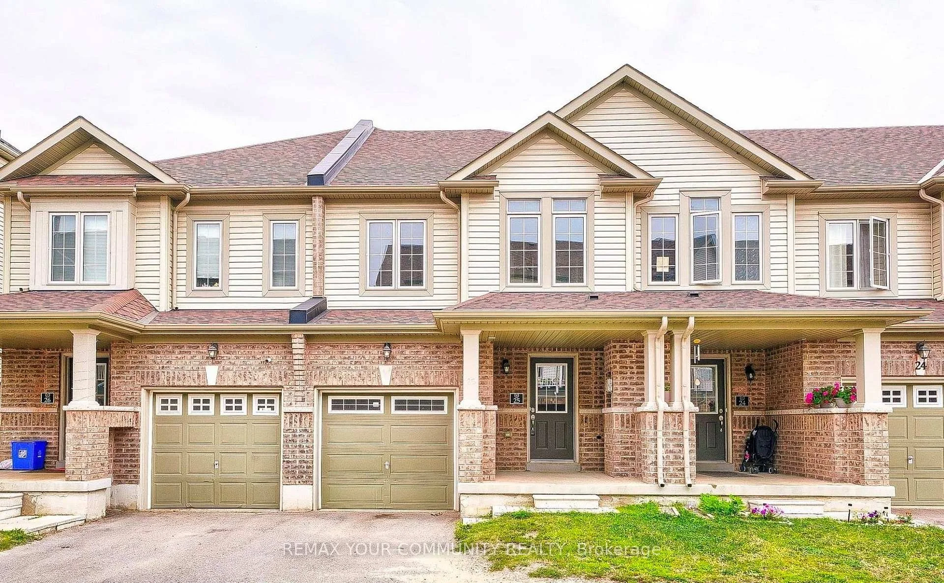 Photo 1 of Unit 25, 470 Linden Drive, Cambridge, Preston Heights — HOMEH