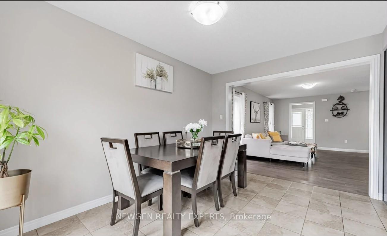 Photo 11 of 111 John Brabson Crescent, Guelph, Kortright East — HOMEH