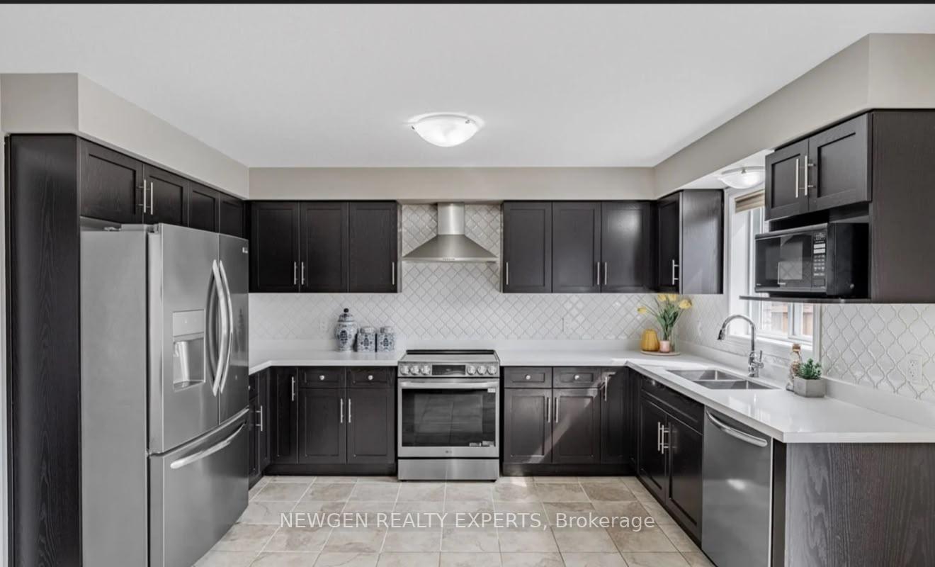 Photo 18 of 111 John Brabson Crescent, Guelph, Kortright East — HOMEH