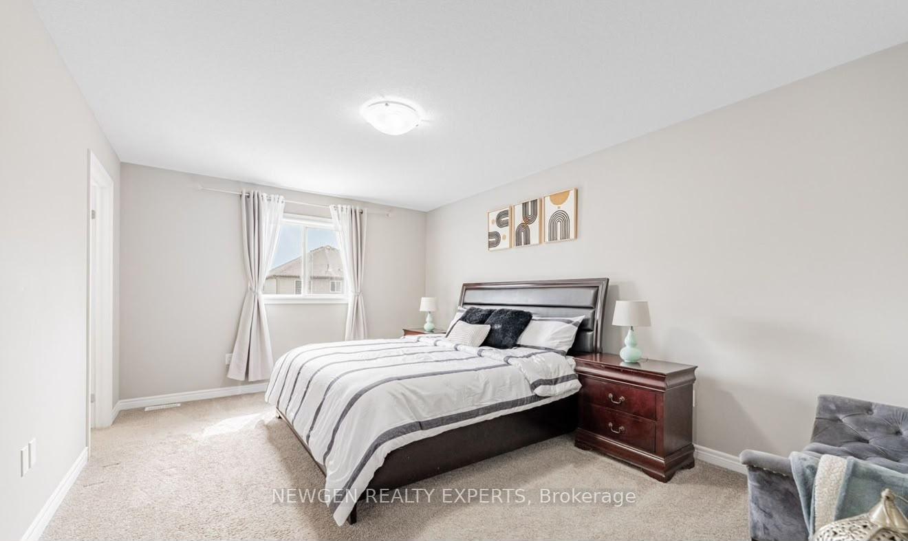 Photo 20 of 111 John Brabson Crescent, Guelph, Kortright East — HOMEH