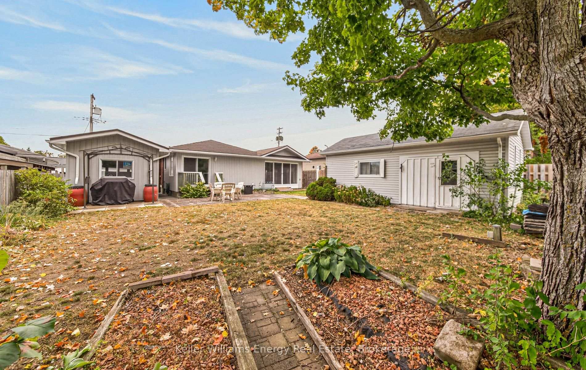Photo 38 of 74 William Street, Kawartha Lakes, Bobcaygeon — HOMEH