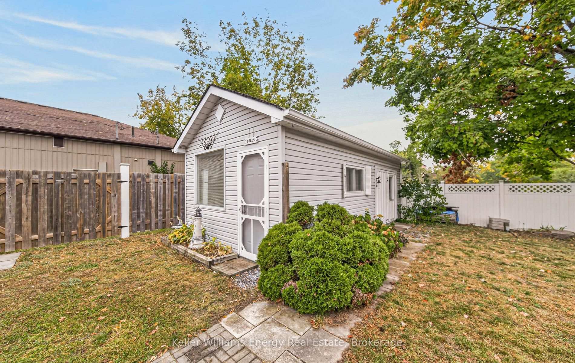 Photo 45 of 74 William Street, Kawartha Lakes, Bobcaygeon — HOMEH