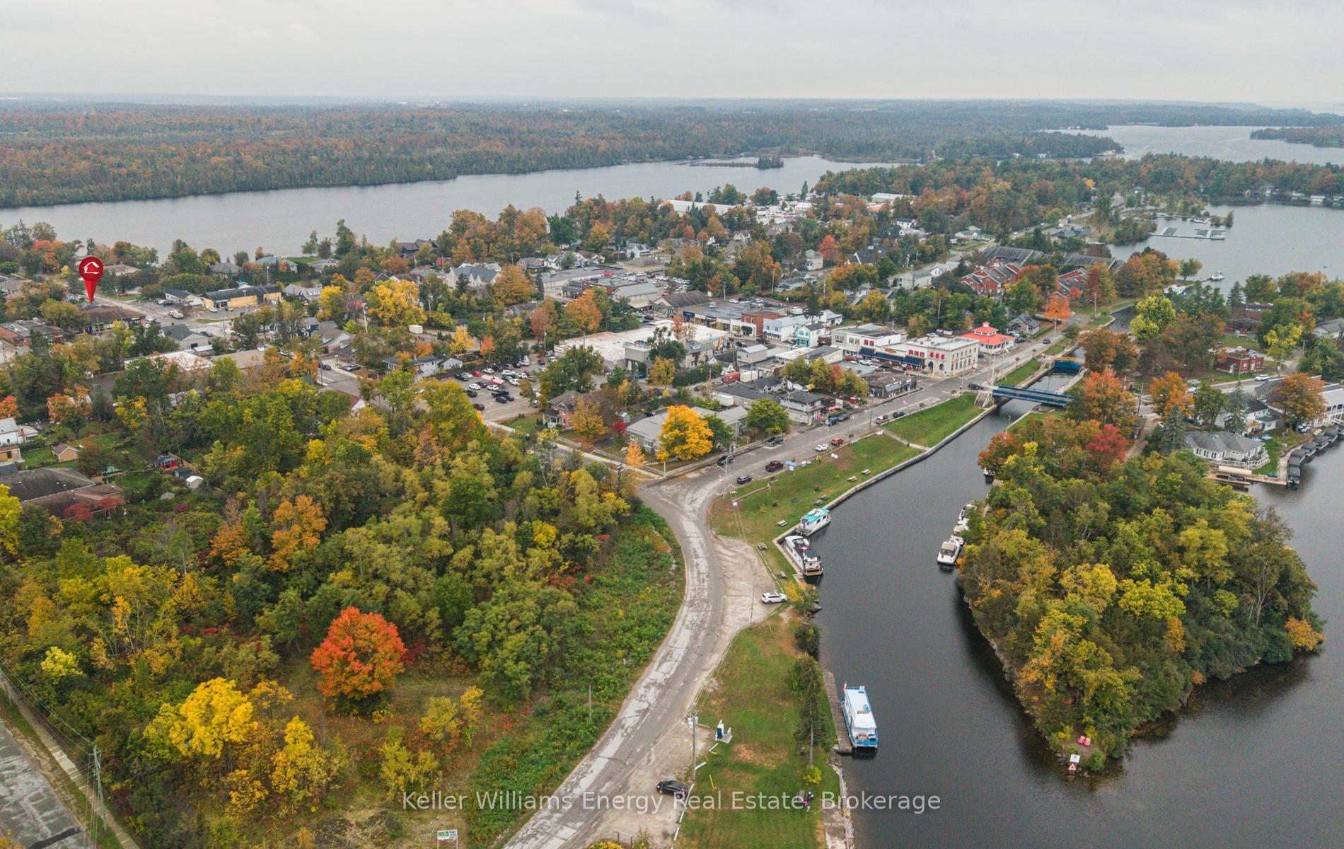 Photo 31 of 74 William Street, Kawartha Lakes, Bobcaygeon — HOMEH