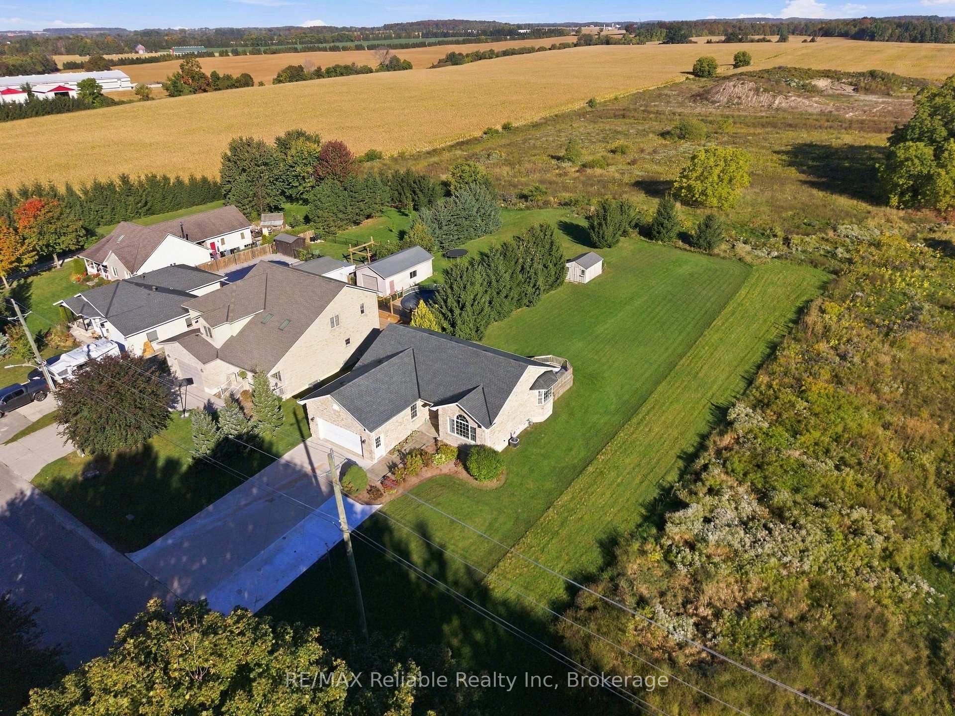 Photo 3 of 201 Cowper Street, Central Huron, Clinton — HOMEH