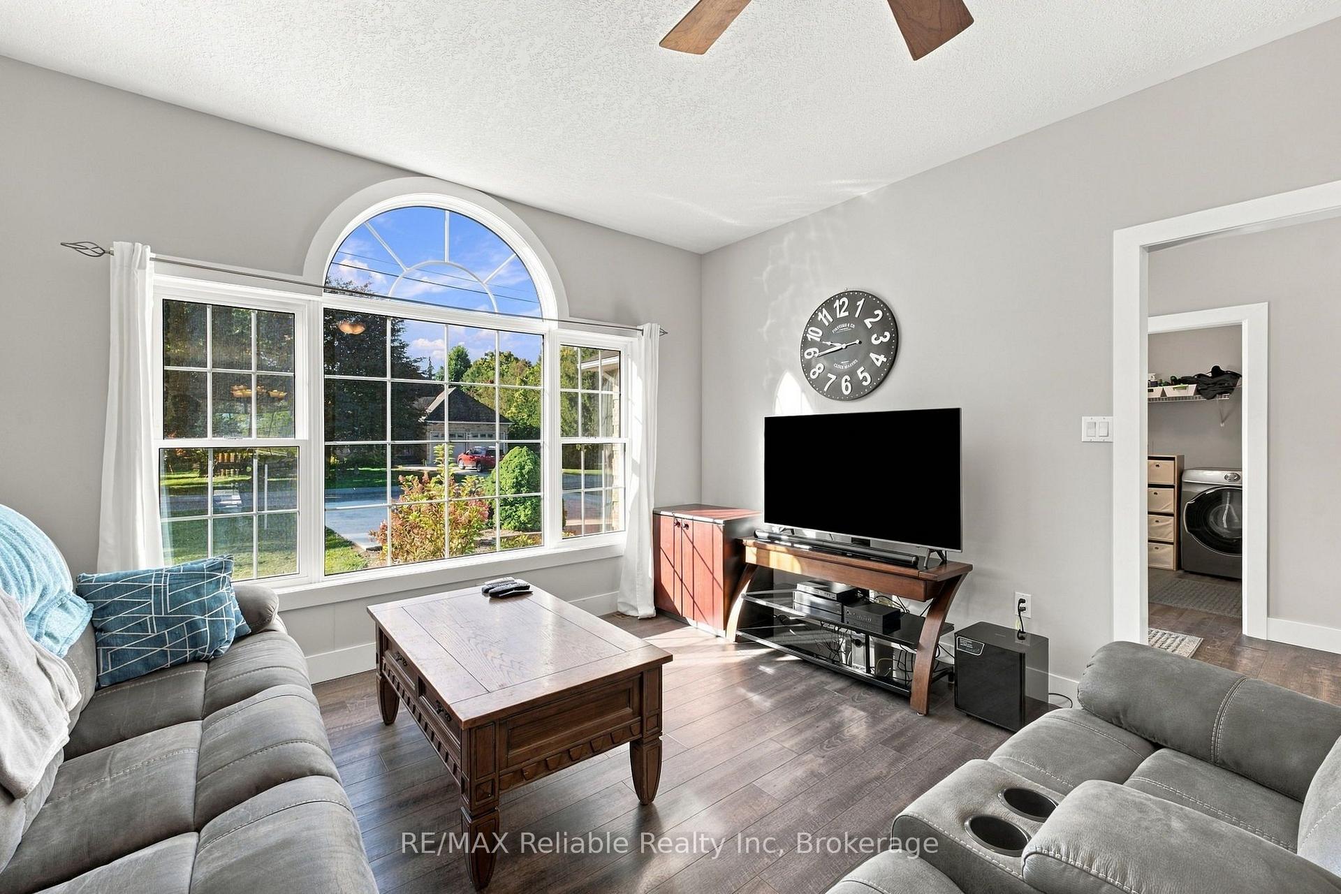Photo 14 of 201 Cowper Street, Central Huron, Clinton — HOMEH