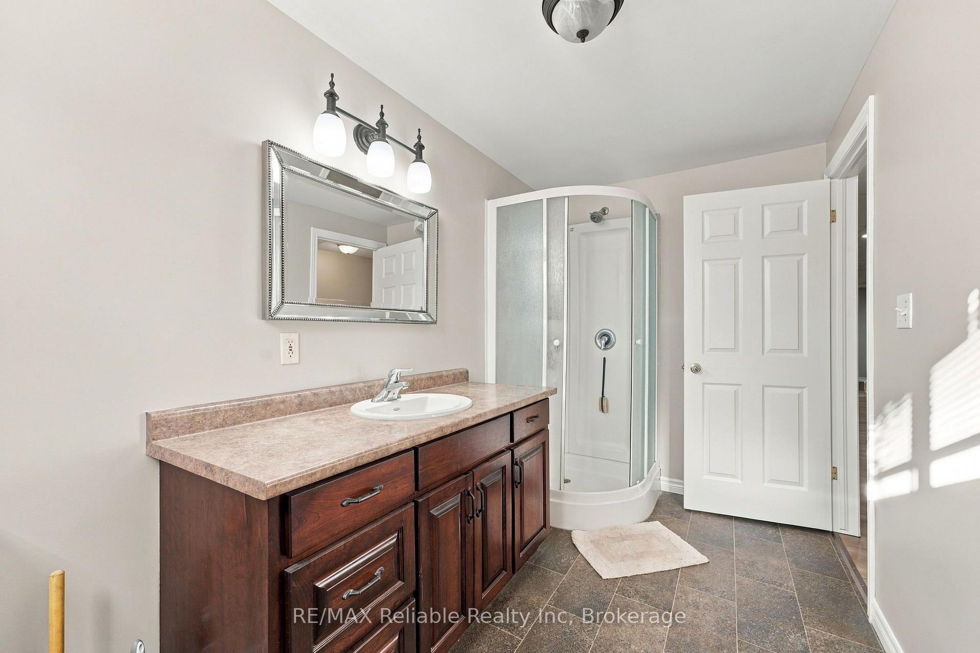 Photo 33 of 201 Cowper Street, Central Huron, Clinton — HOMEH