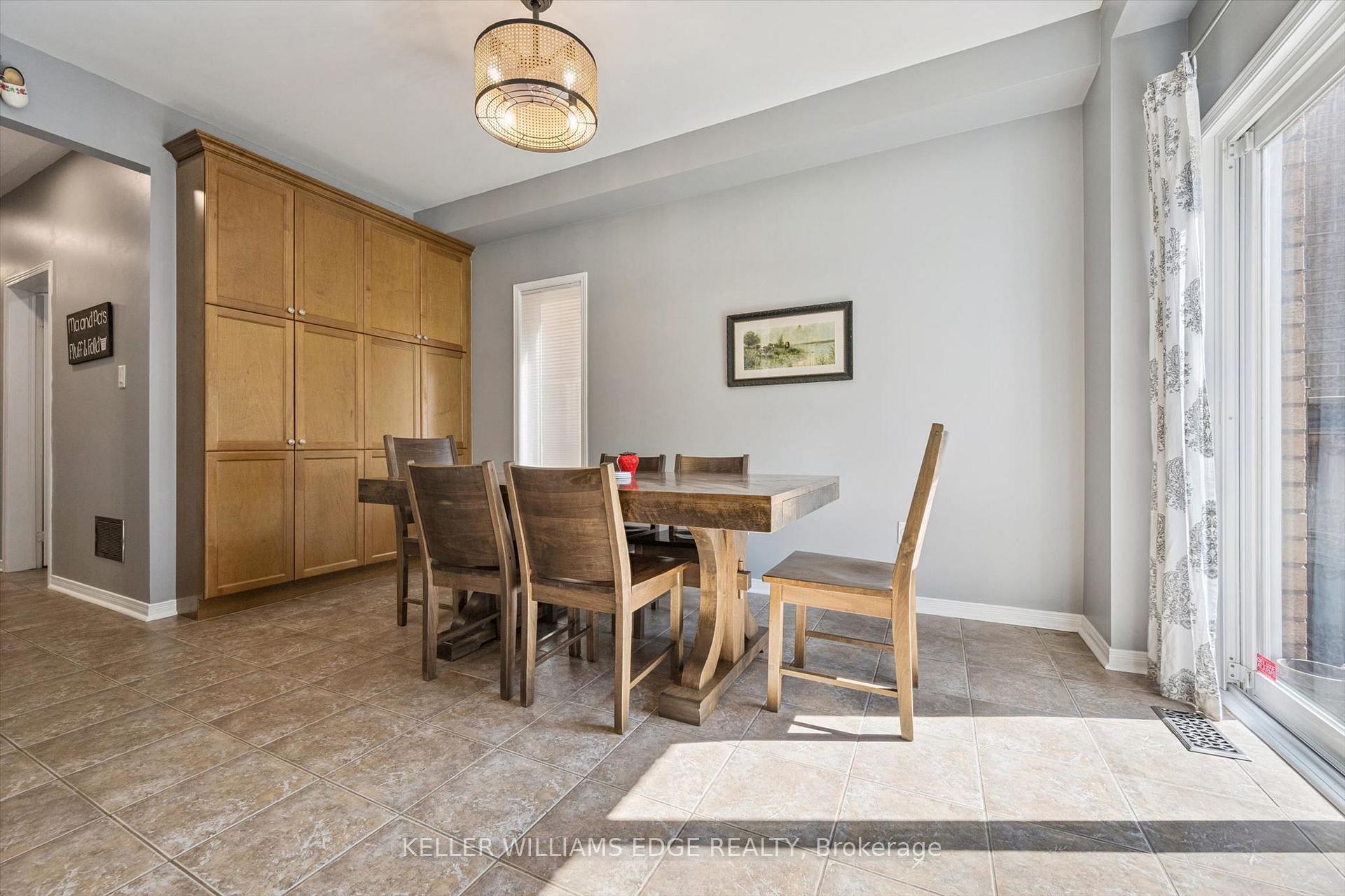 Photo 10 of 97 Meadowlark Drive N, Halton Hills, Georgetown — HOMEH