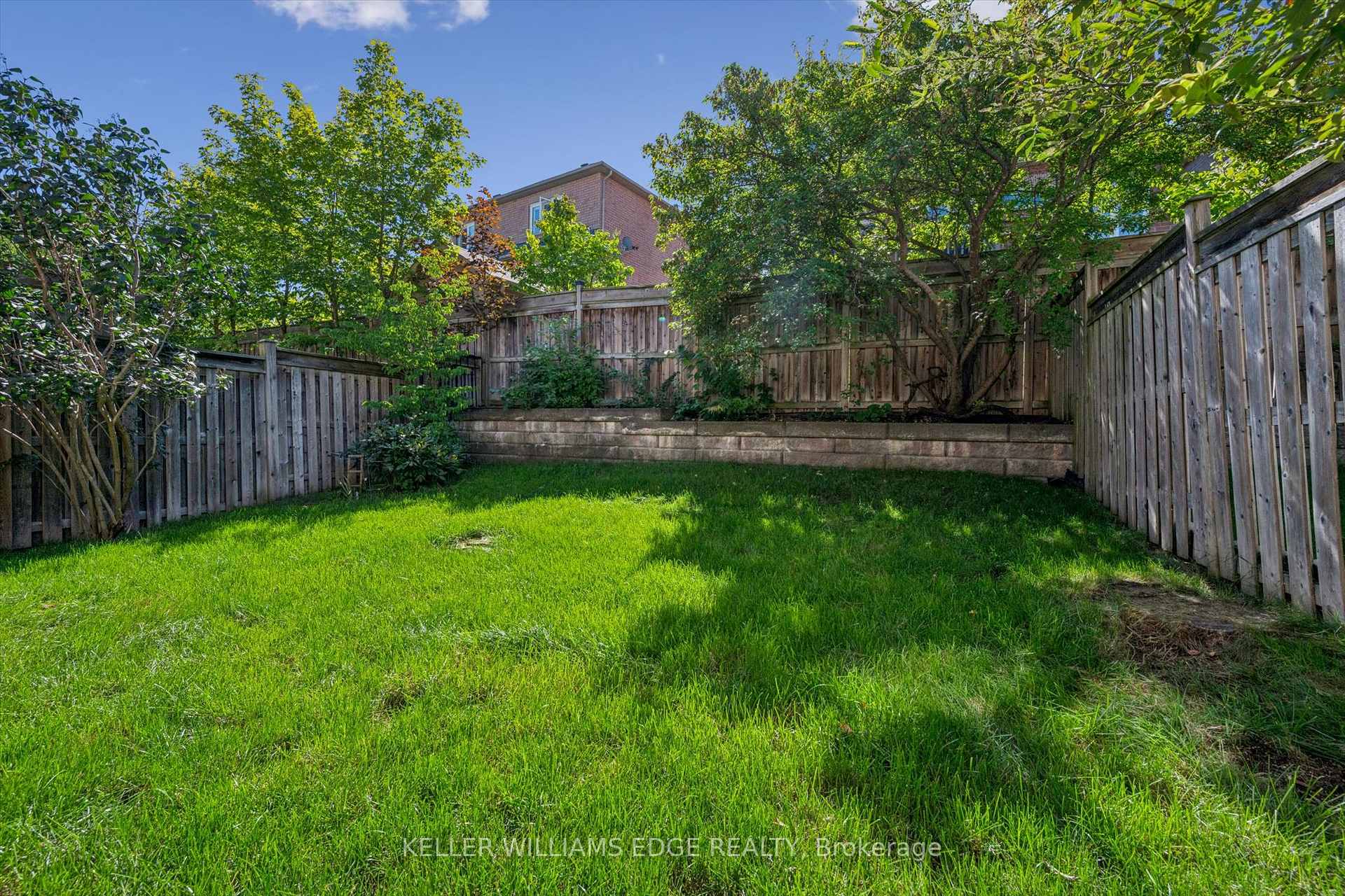 Photo 38 of 97 Meadowlark Drive N, Halton Hills, Georgetown — HOMEH
