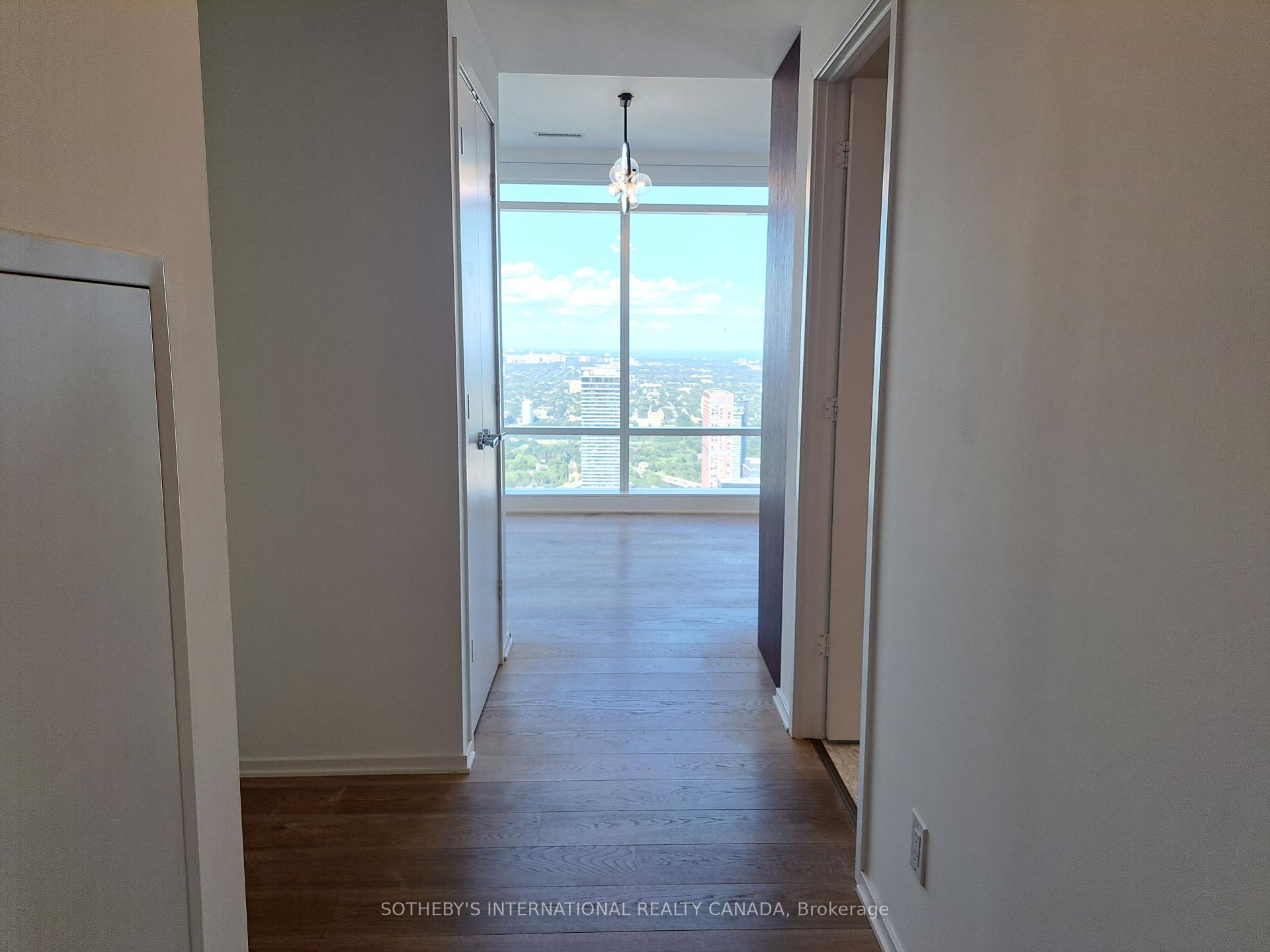 Photo 7 of Unit 6404, 1 Bloor Street E, Toronto, Church-Yonge Corridor — HOMEH