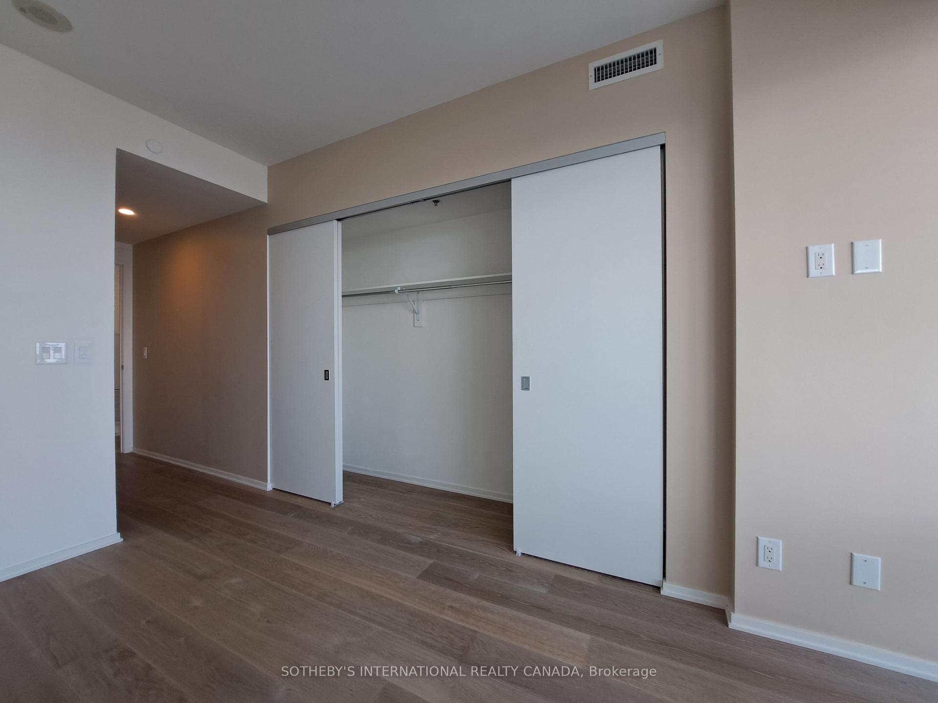 Photo 19 of Unit 6404, 1 Bloor Street E, Toronto, Church-Yonge Corridor — HOMEH