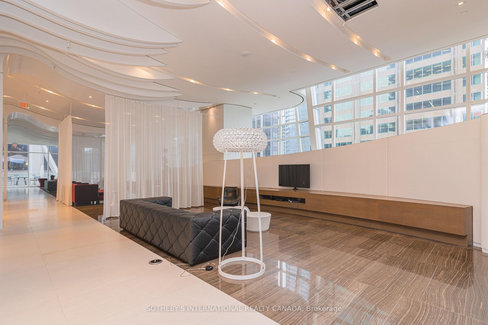 Photo 37 of Unit 6404, 1 Bloor Street E, Toronto, Church-Yonge Corridor — HOMEH
