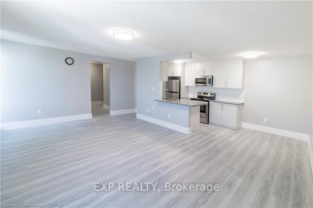 Photo 9 of Unit 609, 4422 Huron Street, Niagara Falls, Downtown — HOMEH
