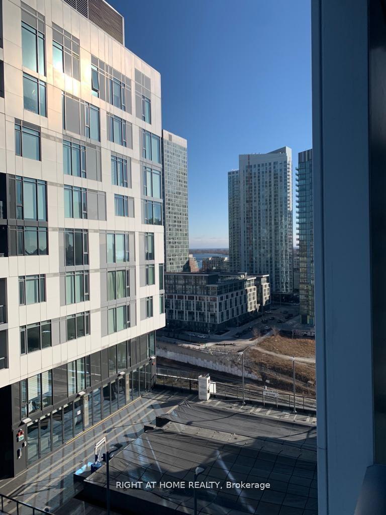 Photo 10 of Unit 1416W, 27 Bathurst Street, Toronto, Waterfront Communities — HOMEH