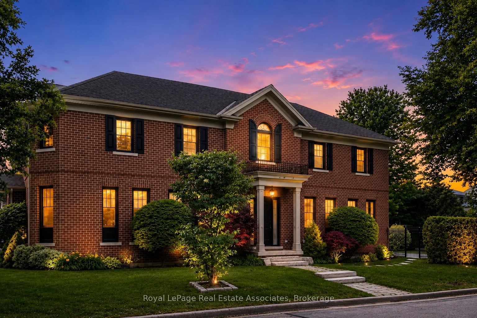 Photo 4 of 32 Jopling Avenue N, Etobicoke, Islington-City Centre West — HOMEH