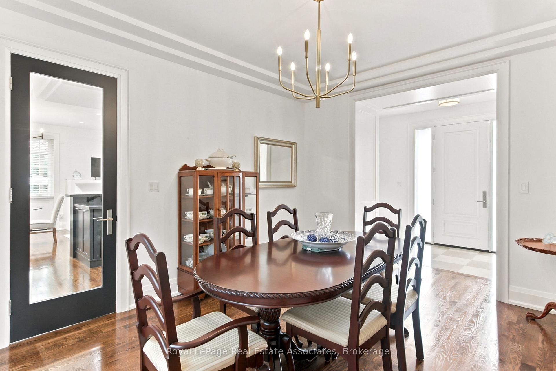 Photo 14 of 32 Jopling Avenue N, Etobicoke, Islington-City Centre West — HOMEH