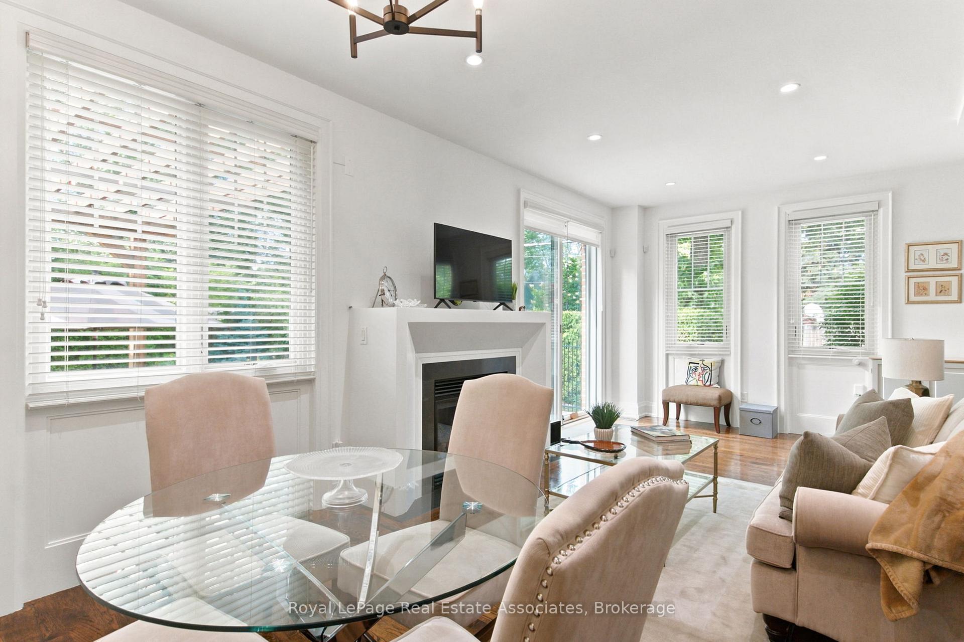 Photo 21 of 32 Jopling Avenue N, Etobicoke, Islington-City Centre West — HOMEH