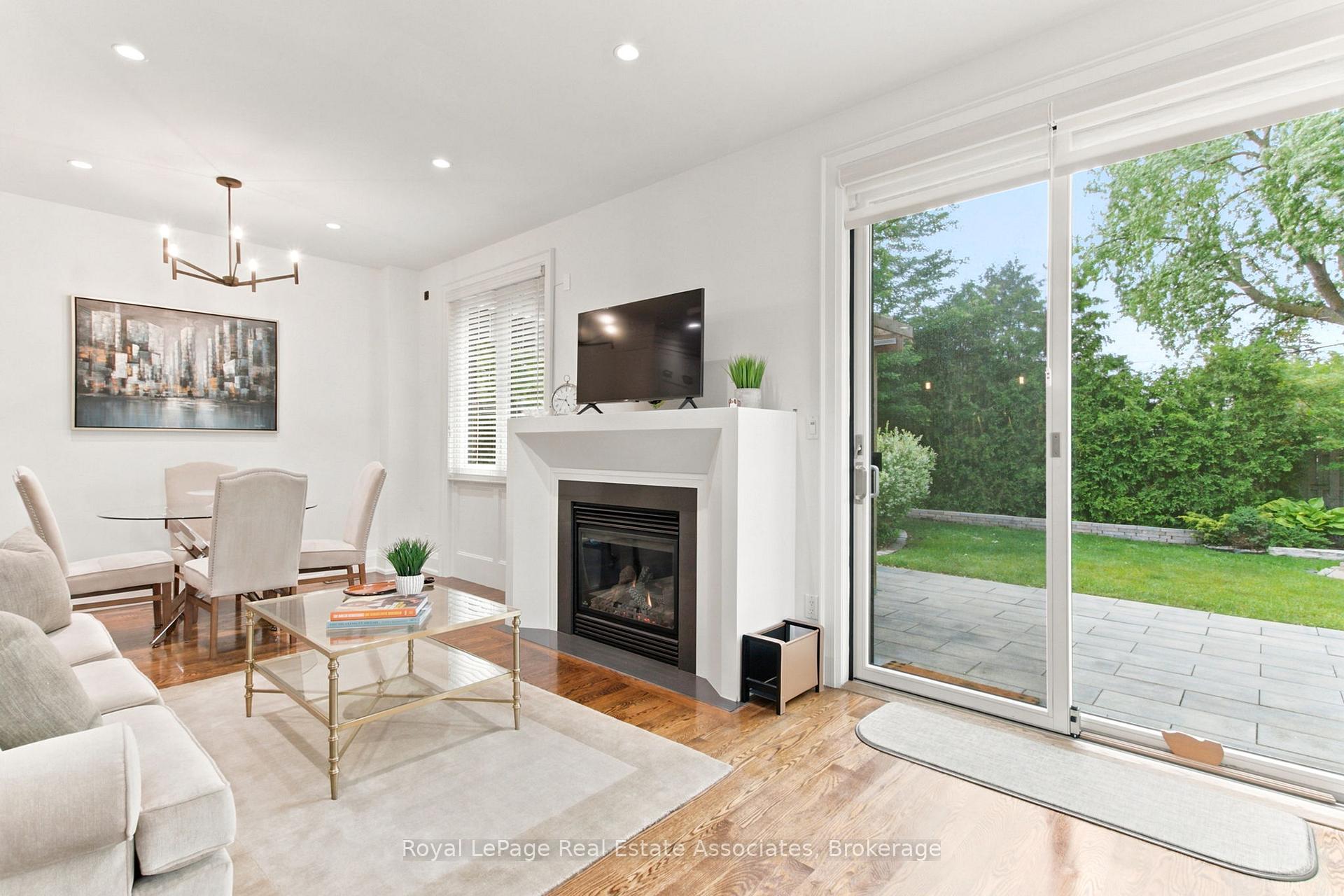 Photo 28 of 32 Jopling Avenue N, Etobicoke, Islington-City Centre West — HOMEH