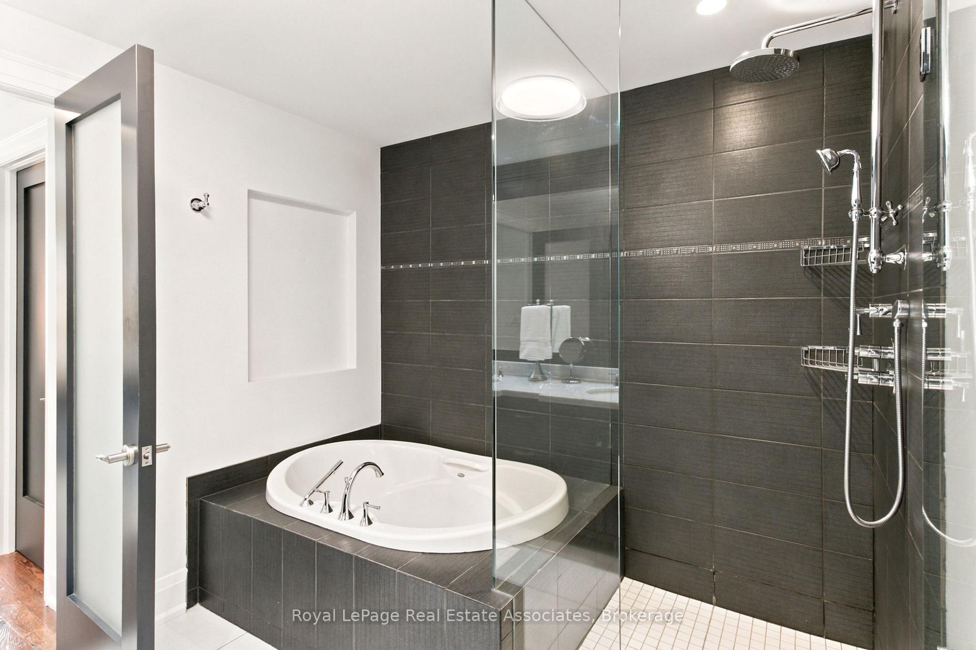 Photo 32 of 32 Jopling Avenue N, Etobicoke, Islington-City Centre West — HOMEH