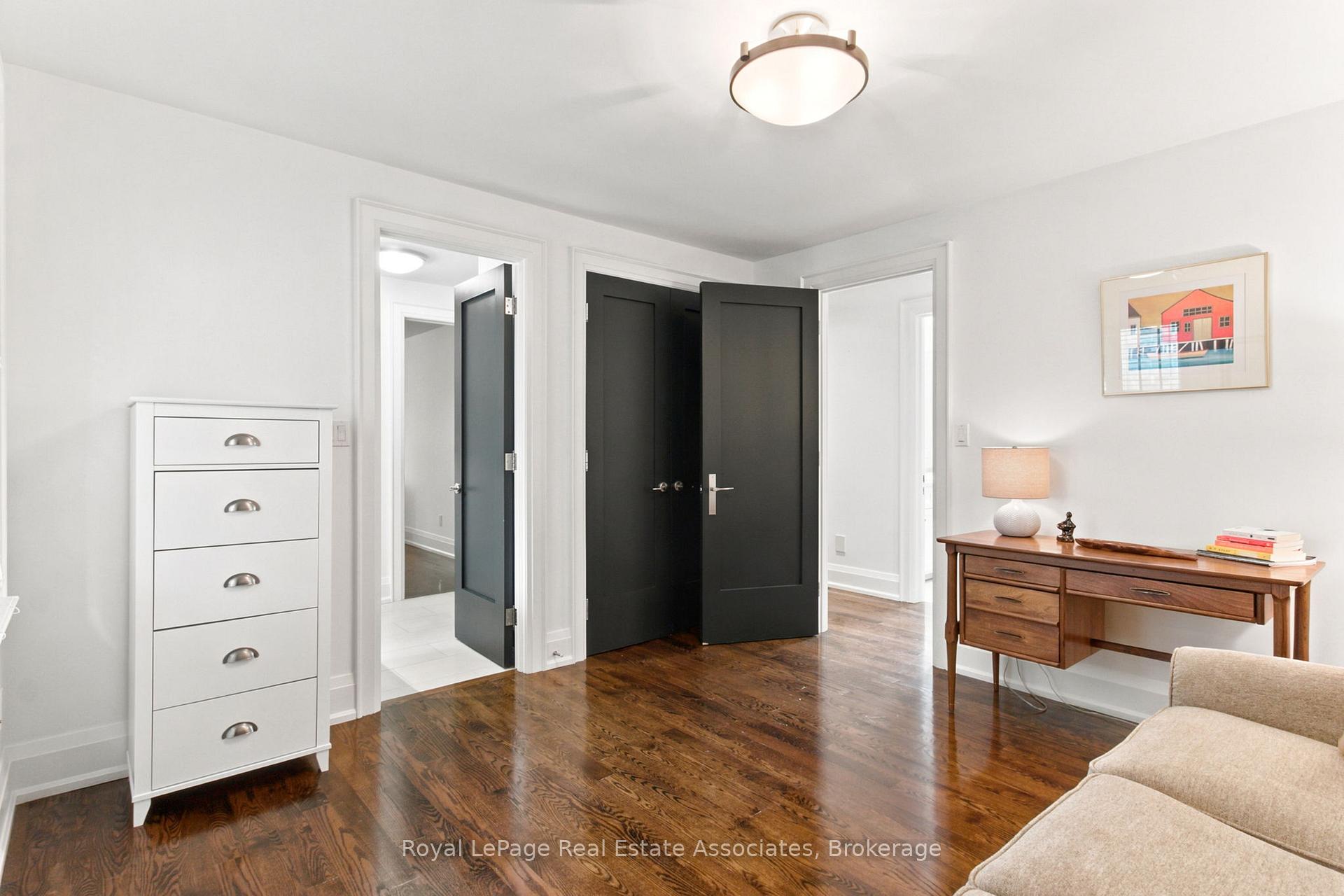 Photo 36 of 32 Jopling Avenue N, Etobicoke, Islington-City Centre West — HOMEH
