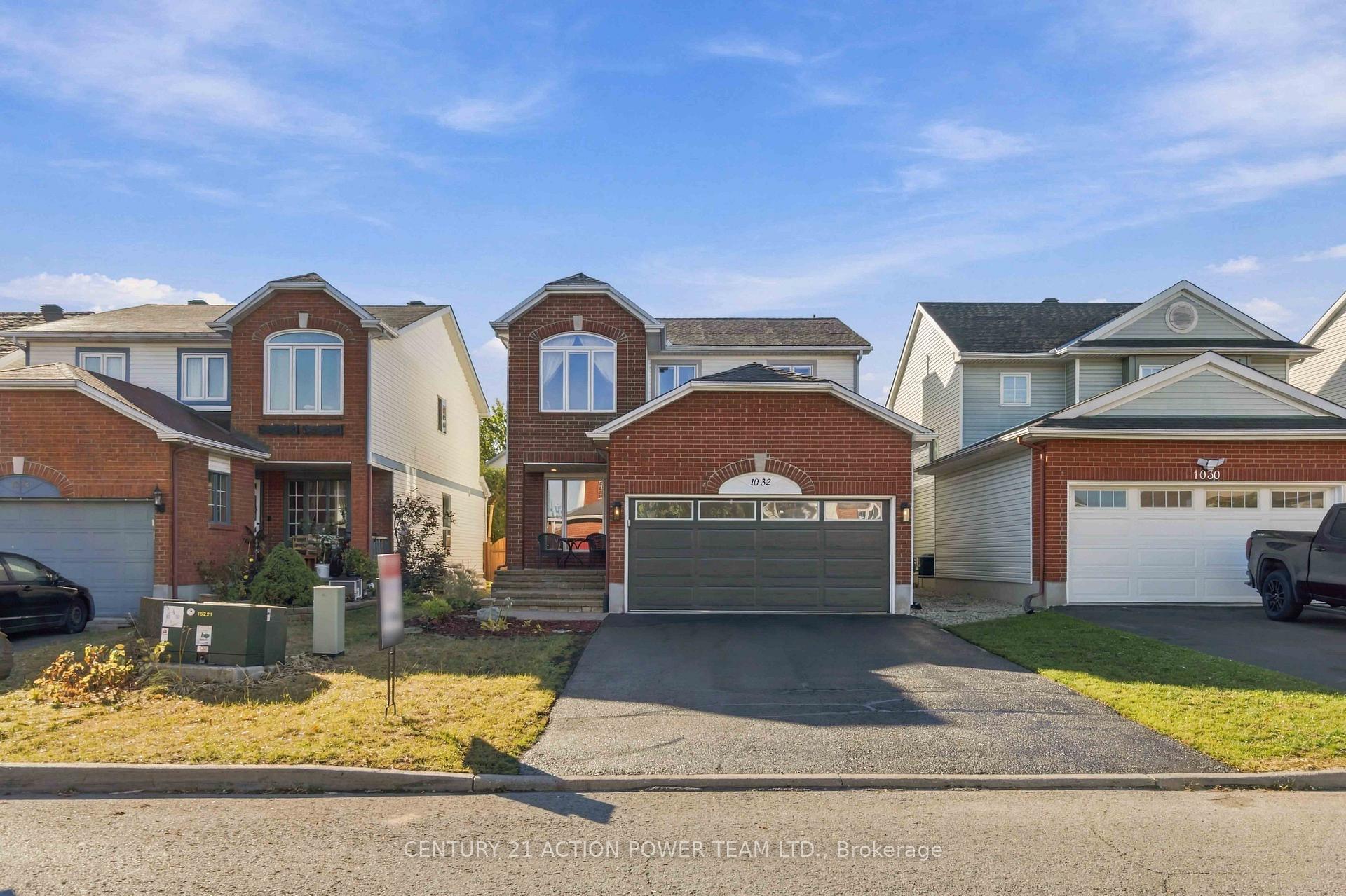 Photo 2 of 1032 Sheenboro Crescent, Ottawa, Fallingbrook/Pineridge — HOMEH