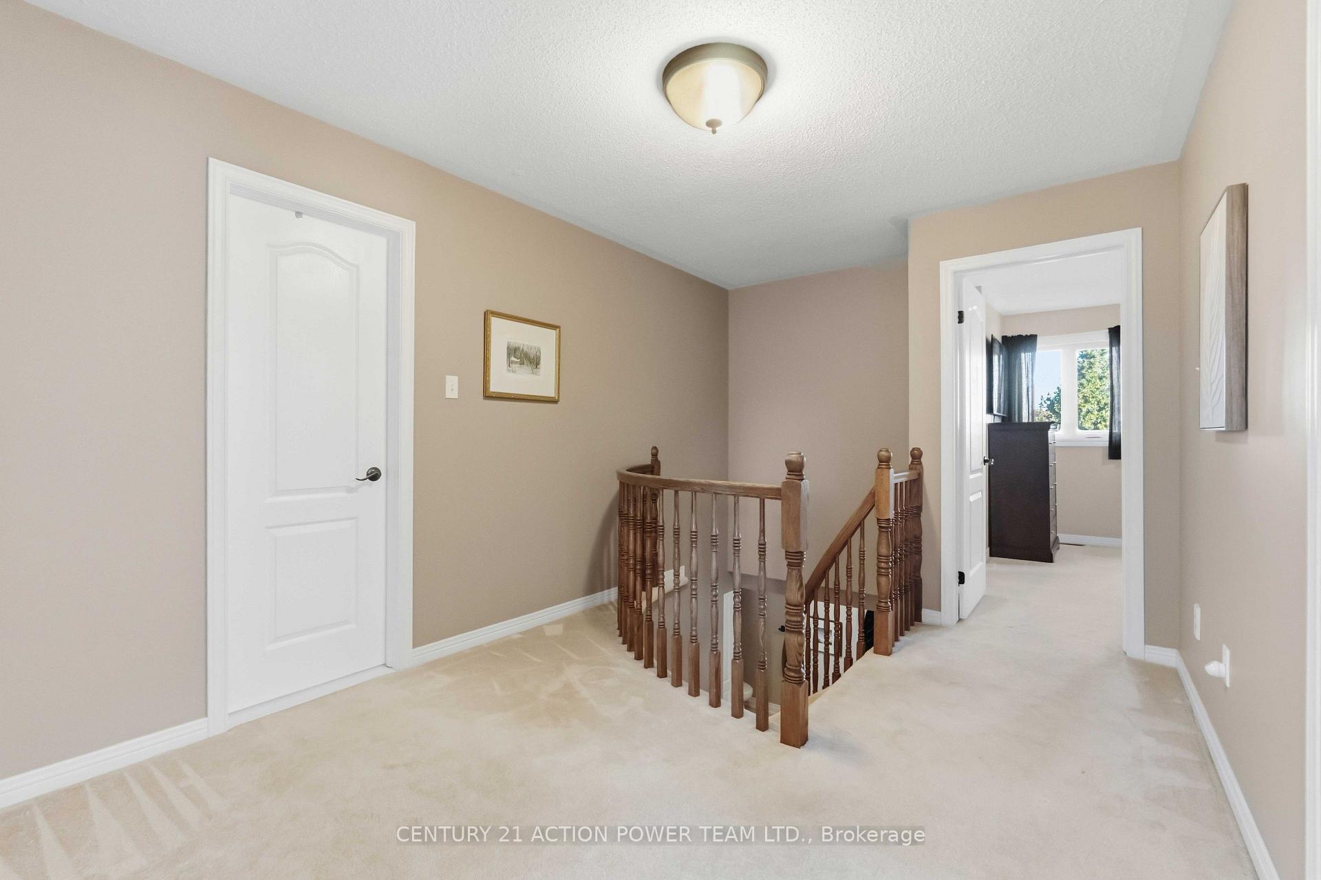 Photo 19 of 1032 Sheenboro Crescent, Ottawa, Fallingbrook/Pineridge — HOMEH