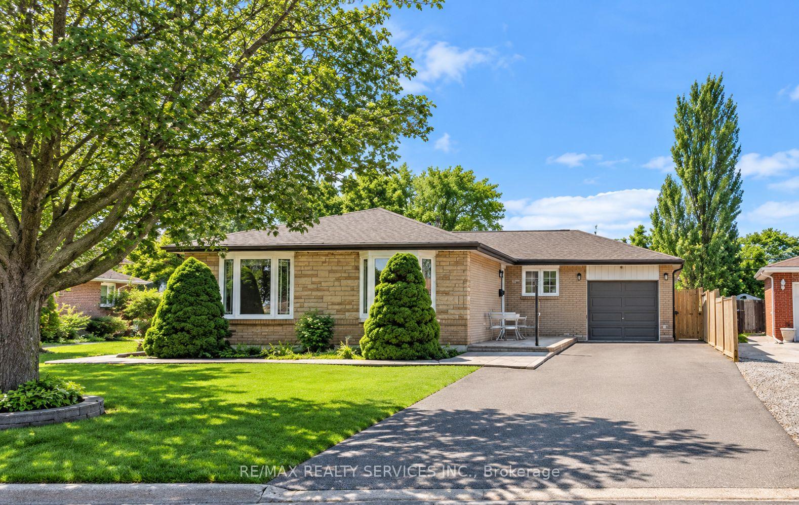 Photo 1 of 117 Brentwood Drive, Brampton, Avondale — HOMEH