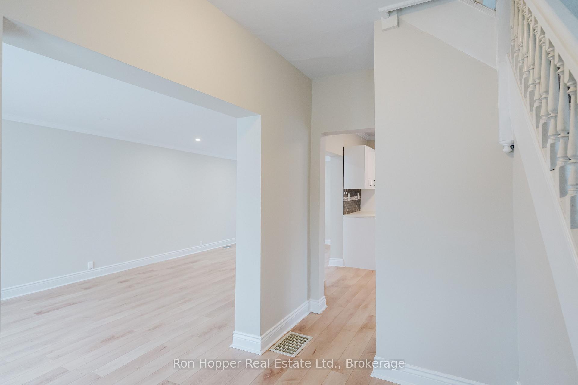Photo 2 of 539 4th Avenue E, Owen Sound — HOMEH