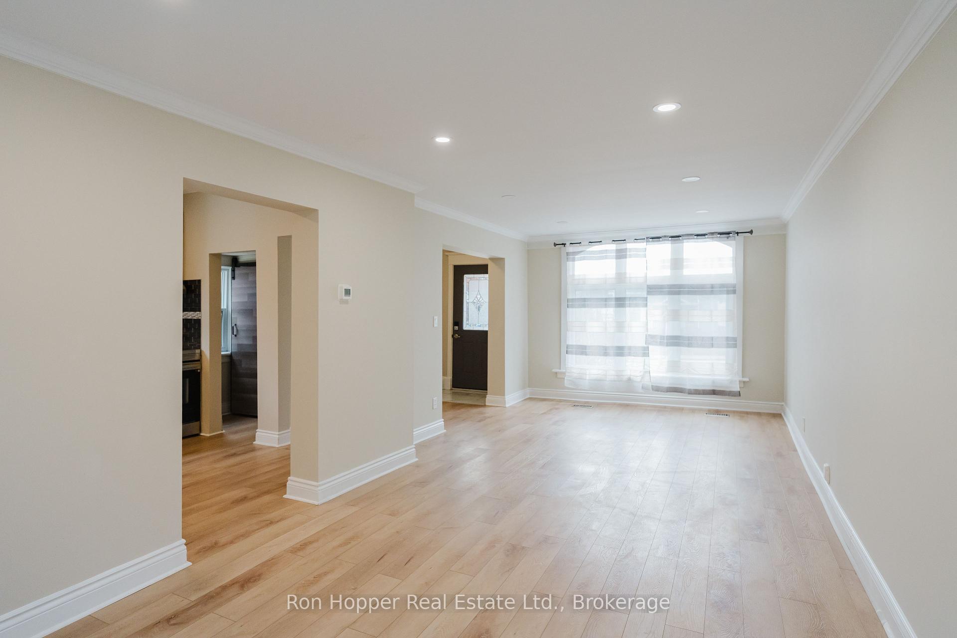 Photo 8 of 539 4th Avenue E, Owen Sound — HOMEH