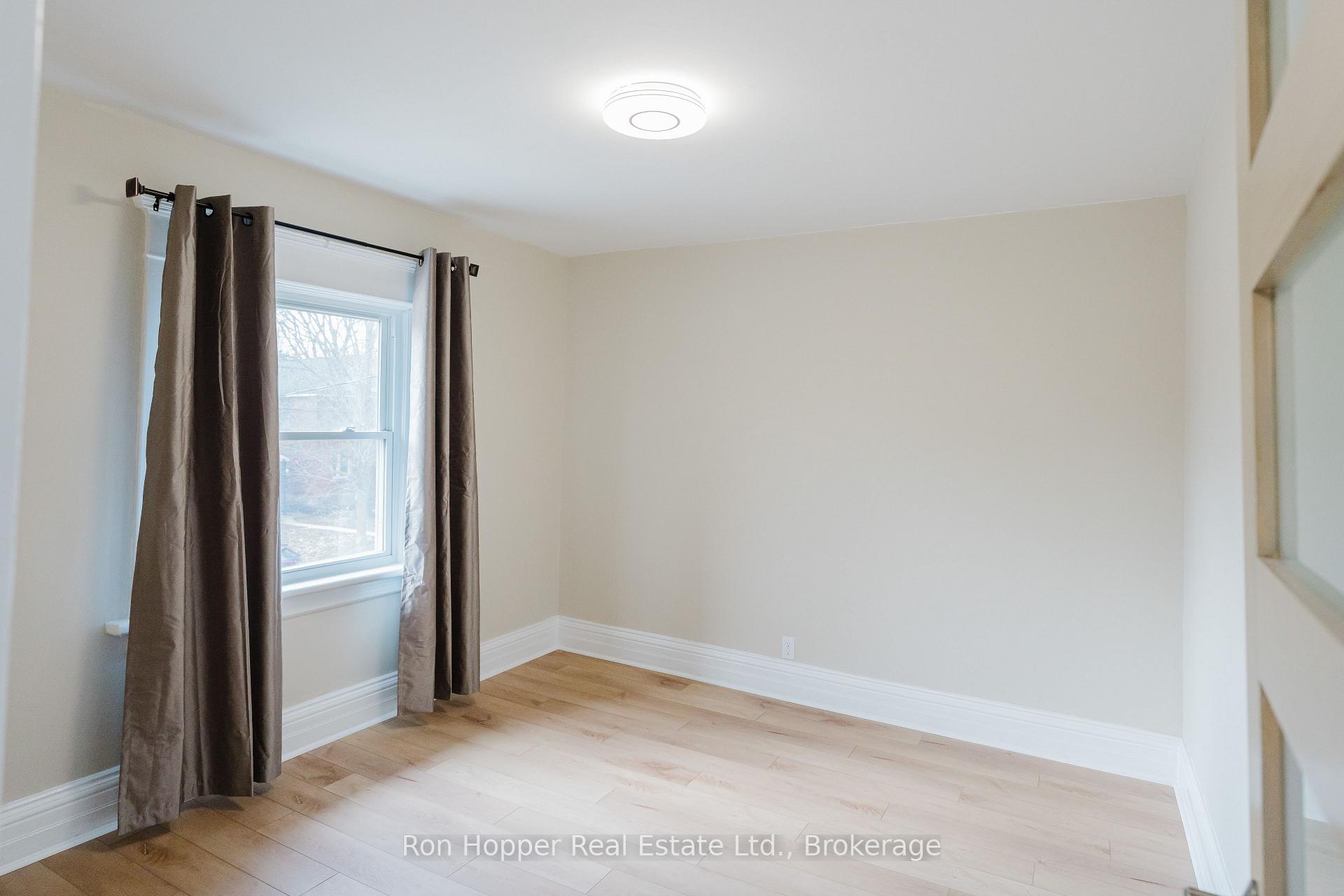 Photo 16 of 539 4th Avenue E, Owen Sound — HOMEH