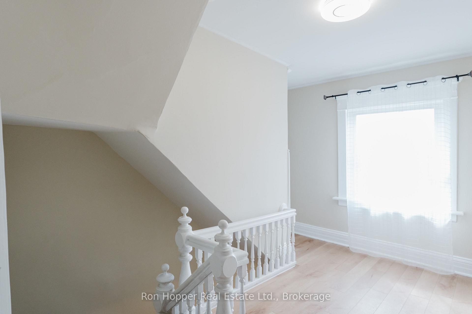 Photo 24 of 539 4th Avenue E, Owen Sound — HOMEH