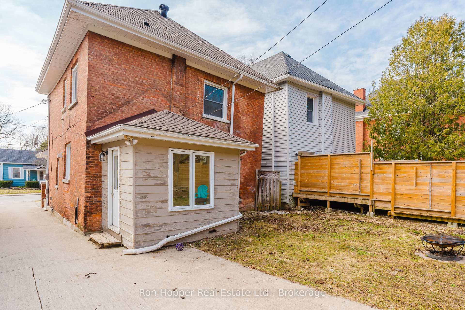 Photo 33 of 539 4th Avenue E, Owen Sound — HOMEH