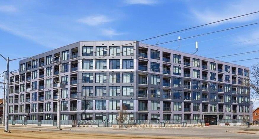 Photo of Unit 214, 690 King Street W
