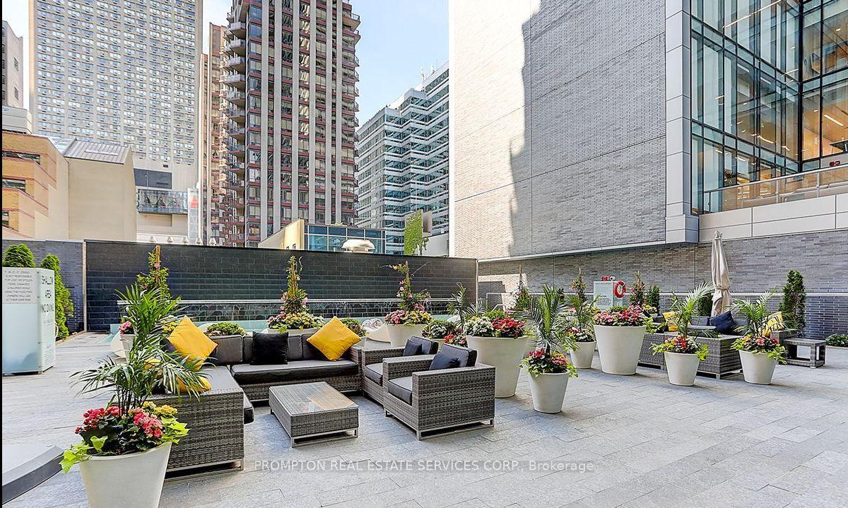 Photo 4 of Unit 607, 42 Charles Street, Toronto, Church-Yonge Corridor — HOMEH
