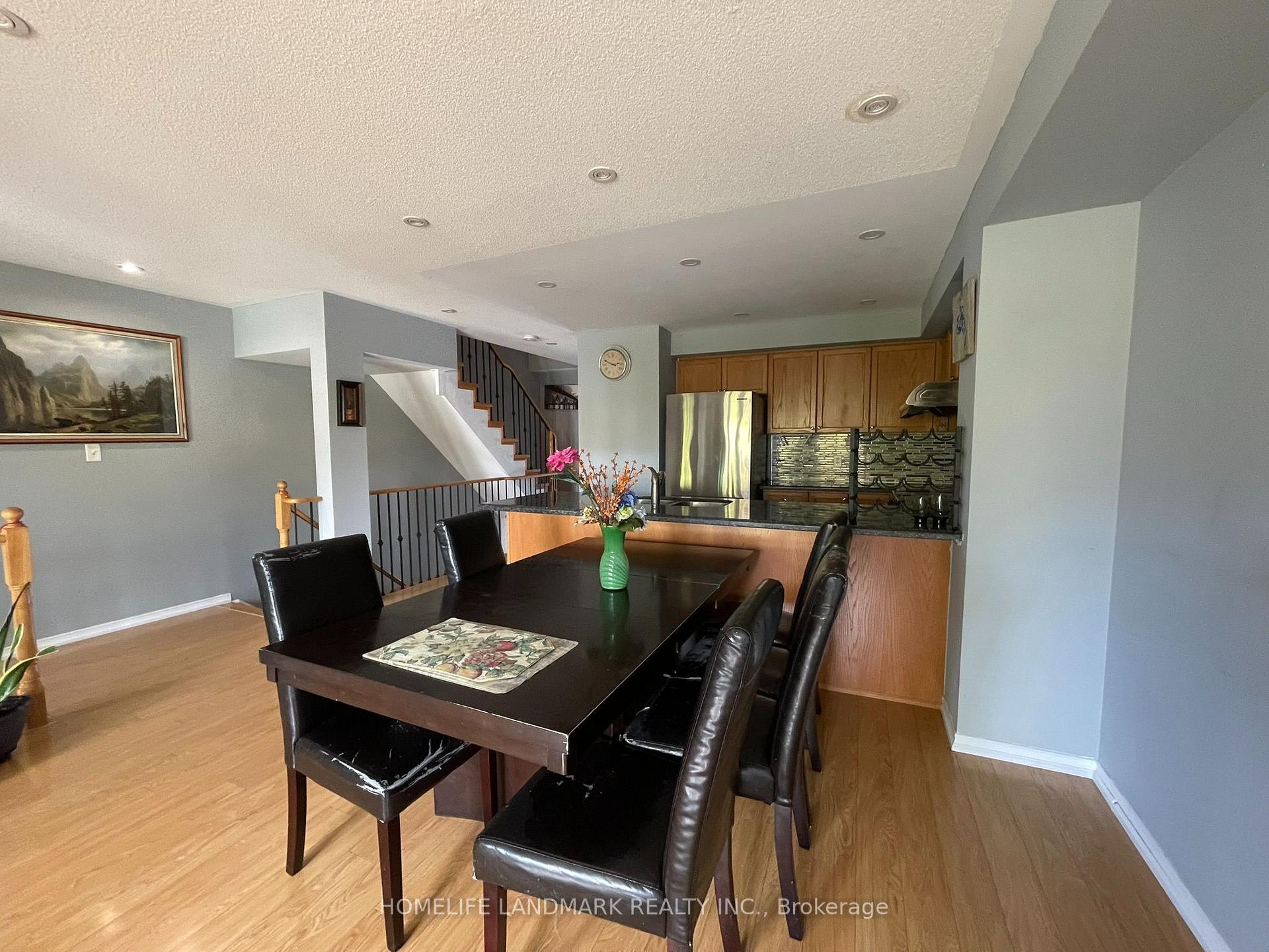 Photo 7 of Unit 10, 3375 Thomas Street, Mississauga, Churchill Meadows — HOMEH