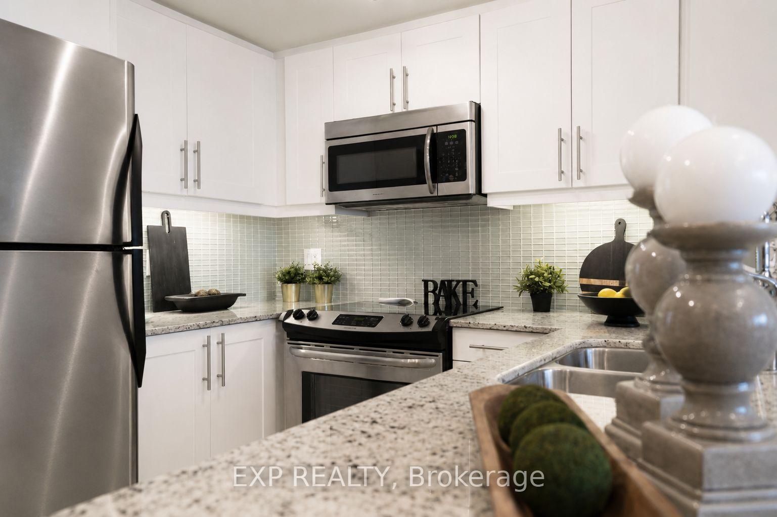 Photo 13 of Unit 404, 500 St Clair Avenue W, Toronto, Forest Hill South — HOMEH