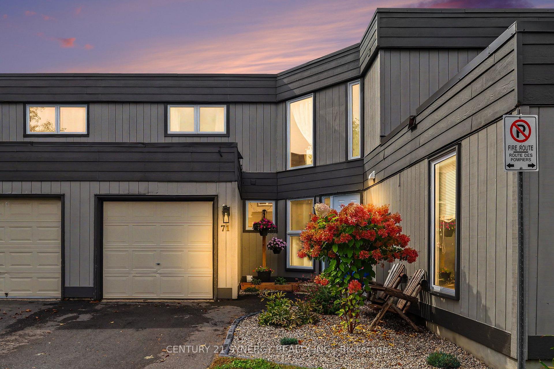 Photo 2 of 71 Compata Way, Ottawa, Blackburn Hamlet (South) — HOMEH