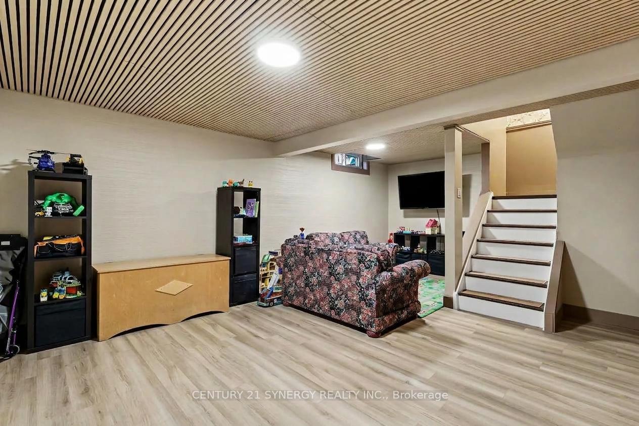 Photo 25 of 71 Compata Way, Ottawa, Blackburn Hamlet (South) — HOMEH
