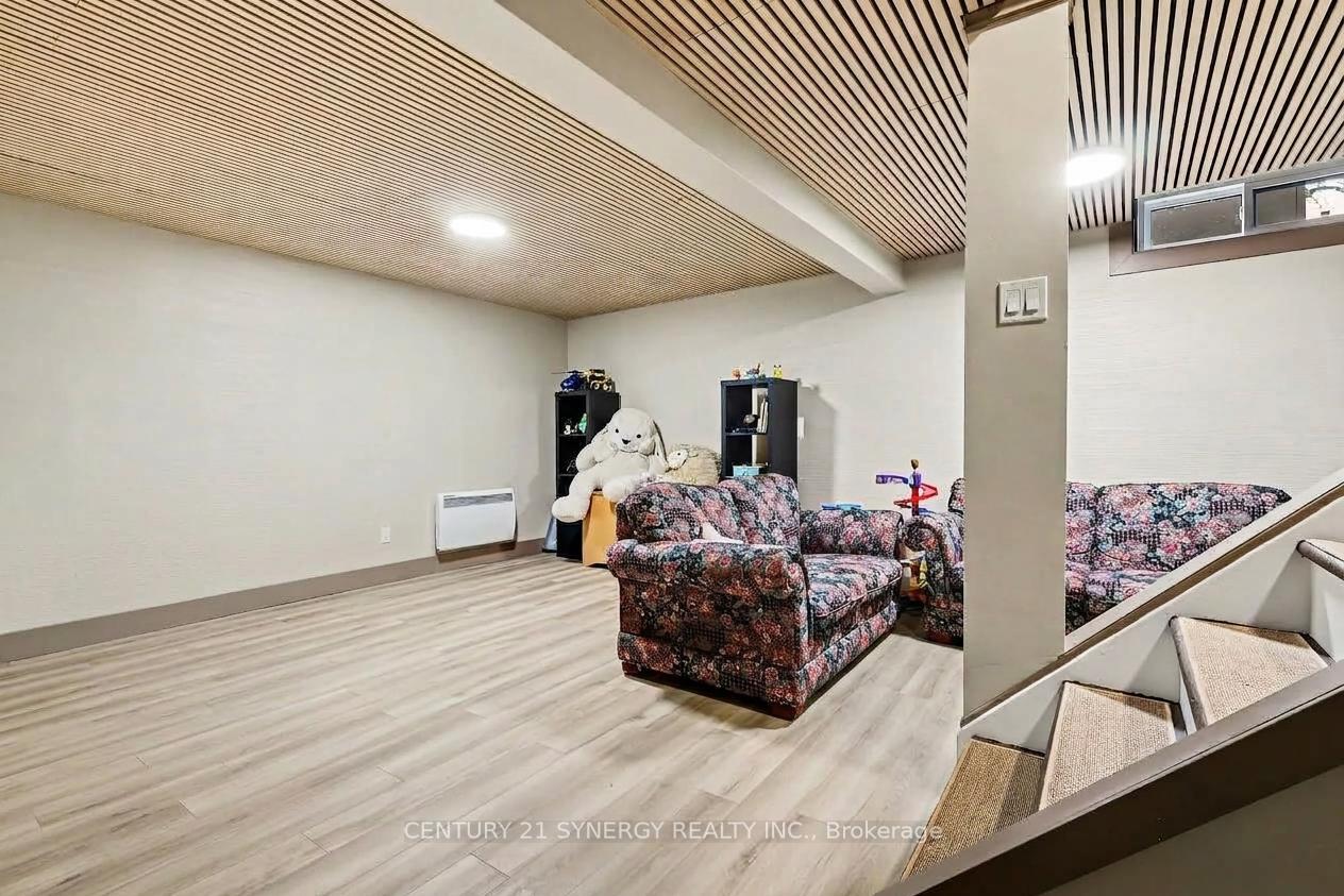 Photo 26 of 71 Compata Way, Ottawa, Blackburn Hamlet (South) — HOMEH