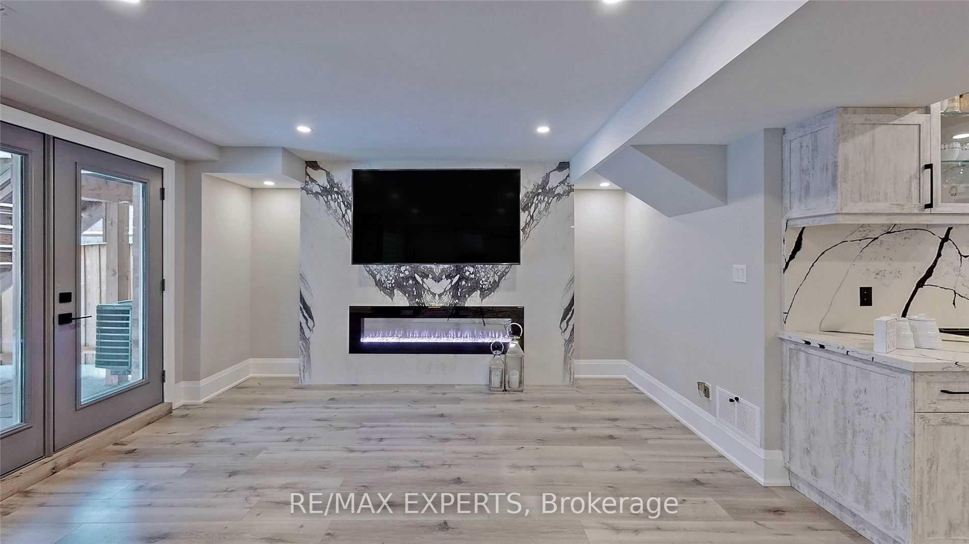 Photo 2 of Unit Basement, 134 Beaconsfield Drive, Vaughan, Kleinburg — HOMEH