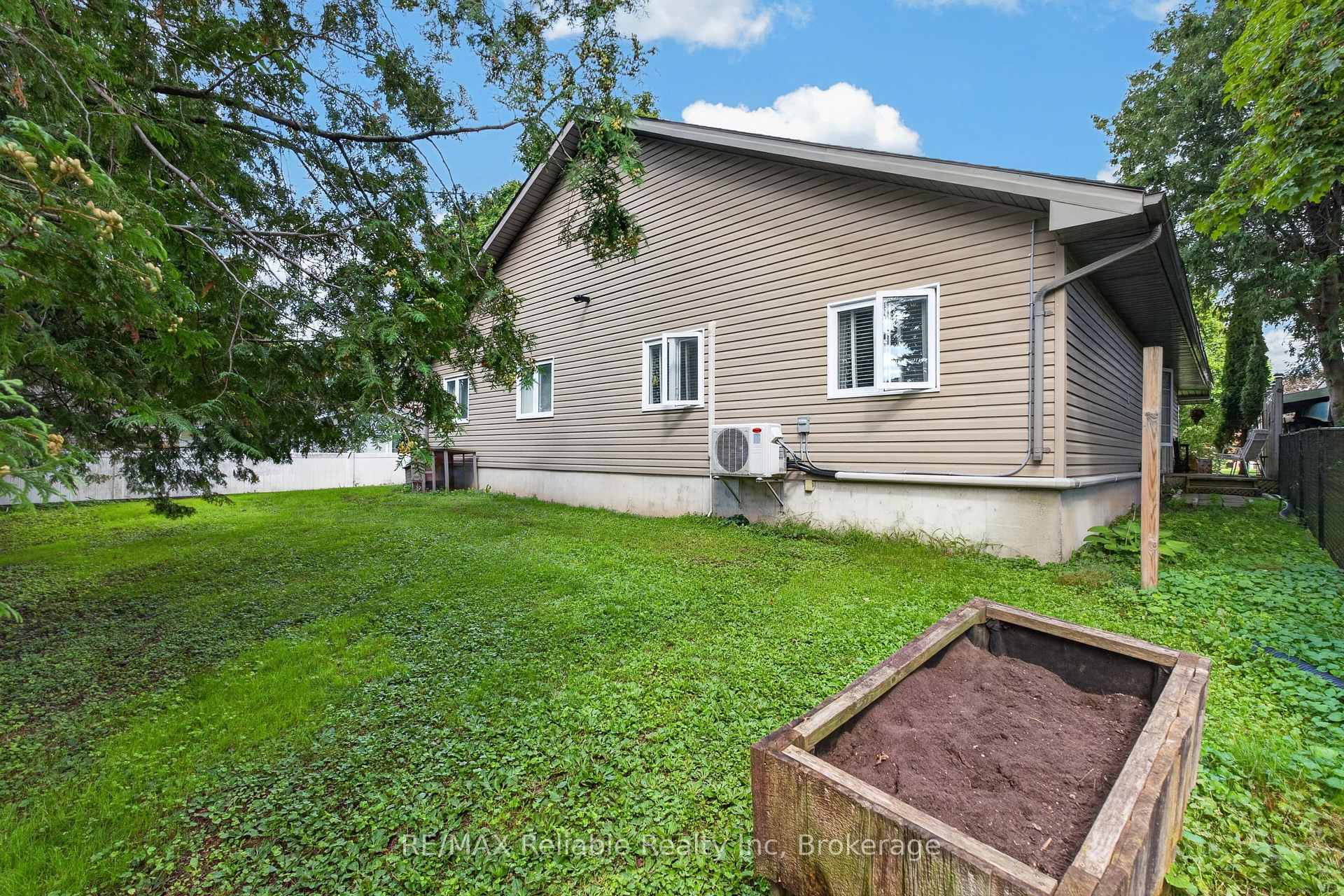 Photo 27 of 154&156 Princess Street E, Central Huron, Clinton — HOMEH