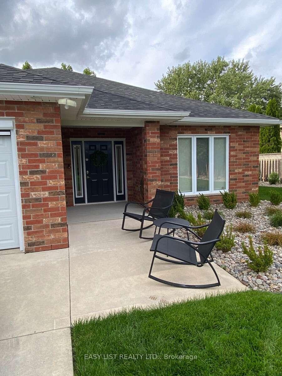 Photo 3 of 9053 Indian Creek Road E, Chatham-Kent, Chatham — HOMEH