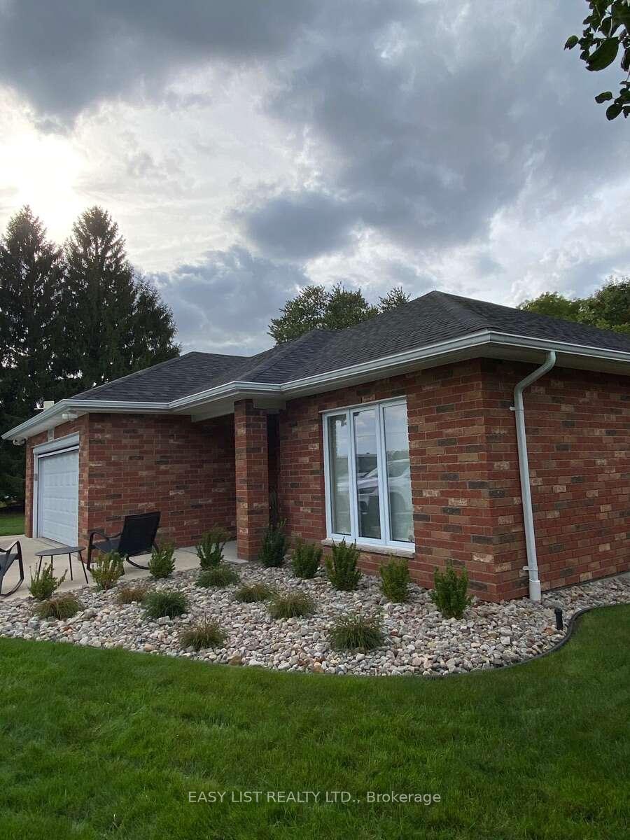 Photo 4 of 9053 Indian Creek Road E, Chatham-Kent, Chatham — HOMEH