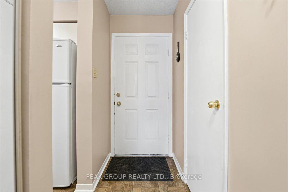 Photo 4 of Unit 20, 8136 Coventry Road, Niagara Falls, West Wood — HOMEH
