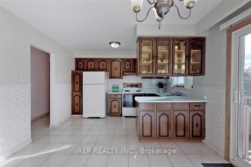 Photo 9 of Unit Main, 94 Iangrove Terrace, Scarborough, L'Amoreaux — HOMEH