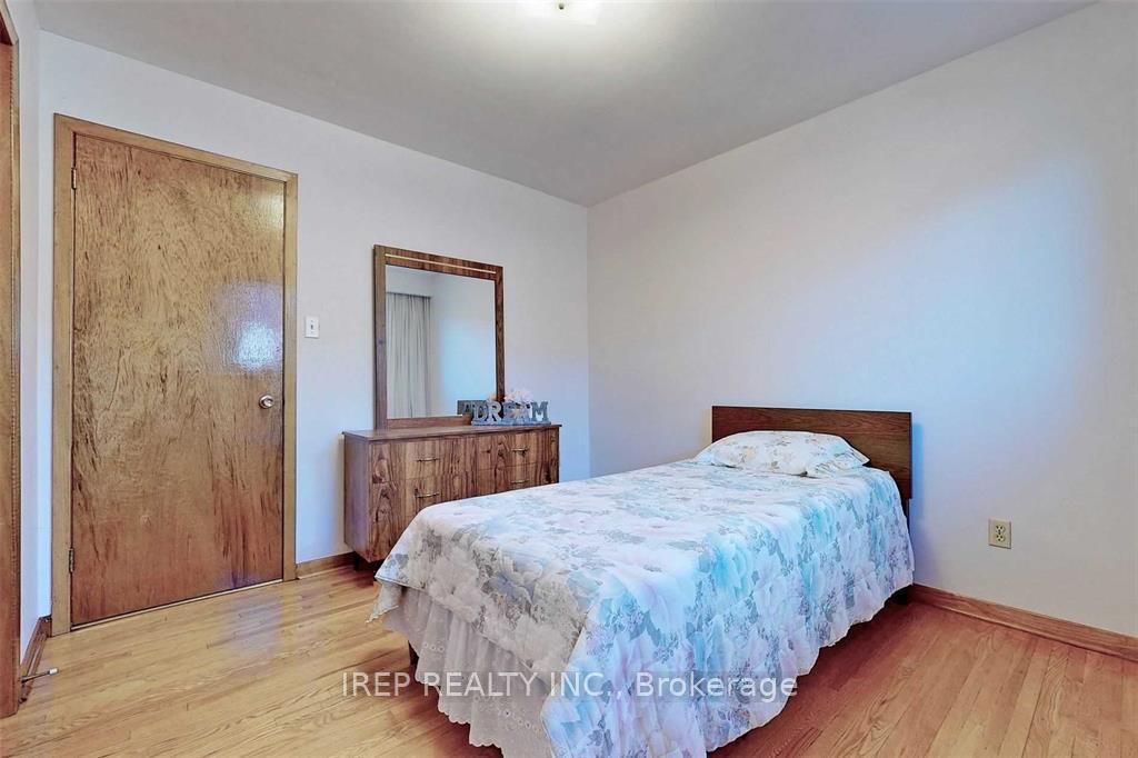Photo 21 of Unit Main, 94 Iangrove Terrace, Scarborough, L'Amoreaux — HOMEH