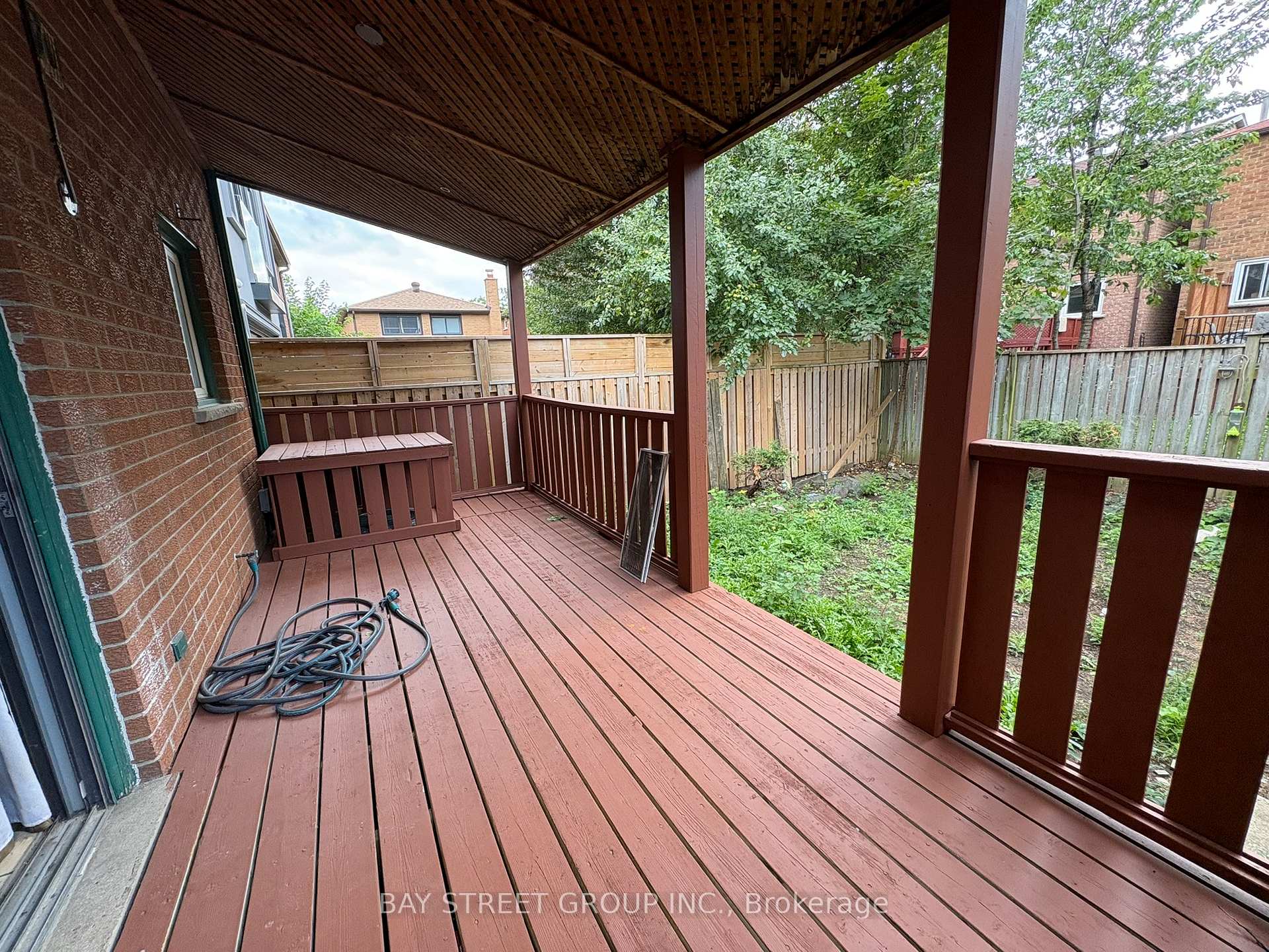 Photo 20 of 16 Tinti Place, Vaughan, Crestwood-Springfarm-Yorkhill — HOMEH