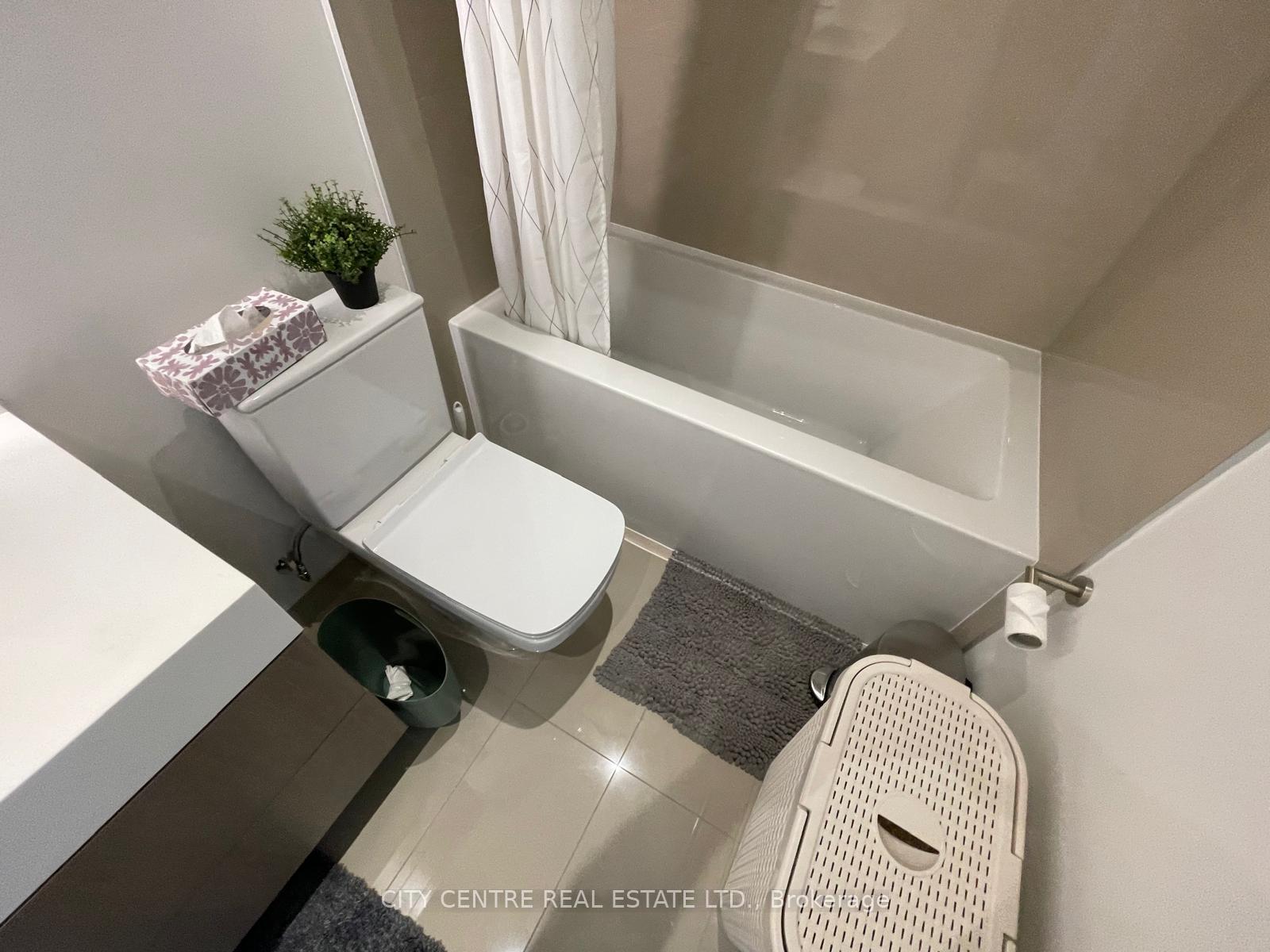 Photo 13 of Unit 1602, 1 Yorkville Avenue, Toronto, The Annex — HOMEH