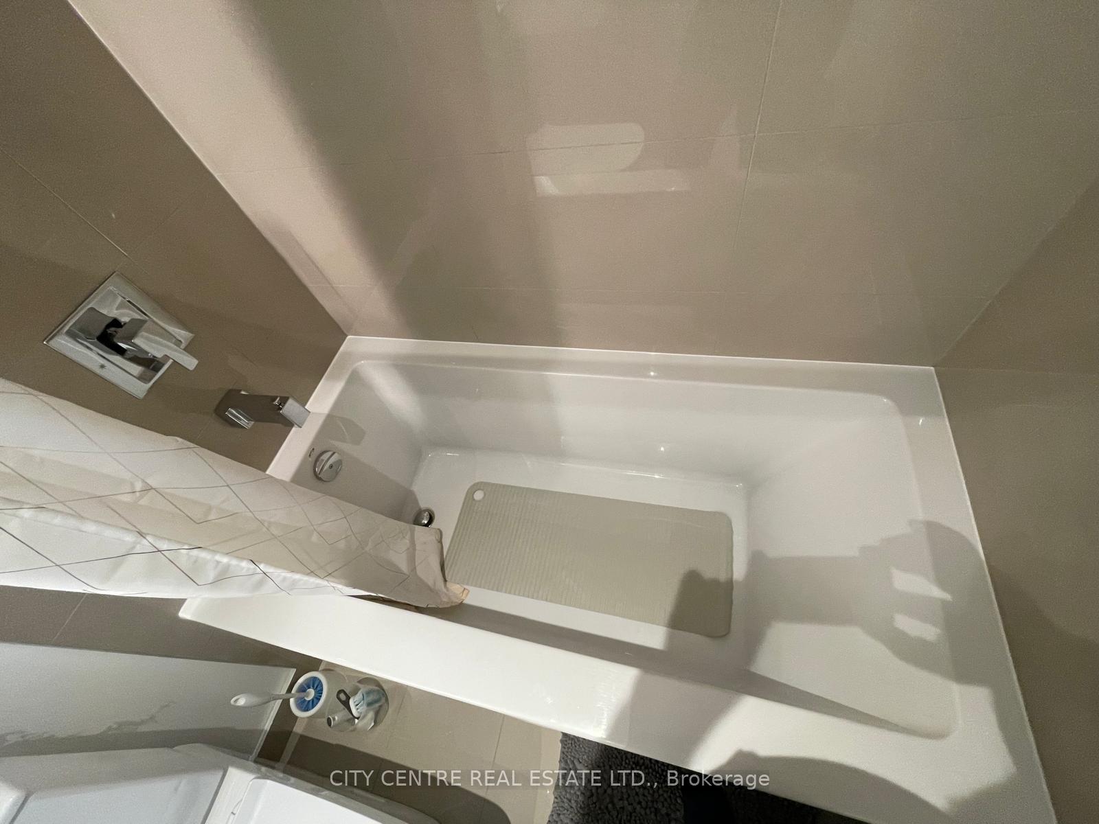 Photo 15 of Unit 1602, 1 Yorkville Avenue, Toronto, The Annex — HOMEH