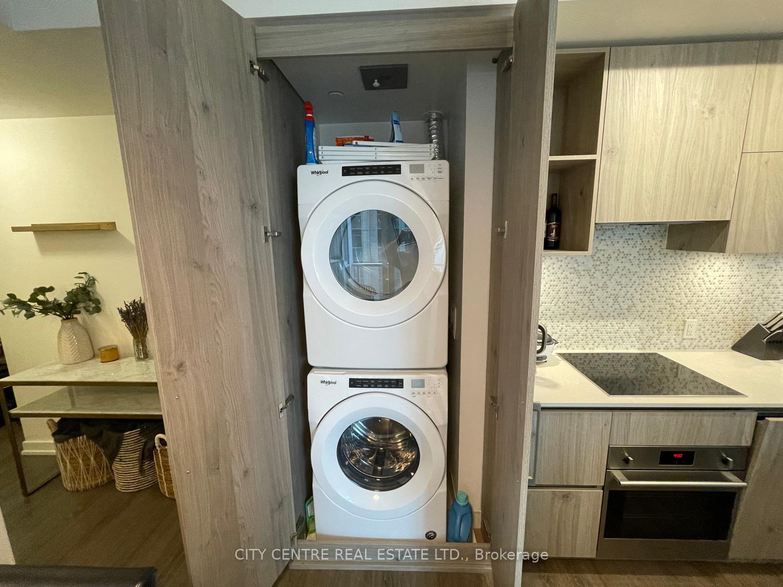 Photo 26 of Unit 1602, 1 Yorkville Avenue, Toronto, The Annex — HOMEH