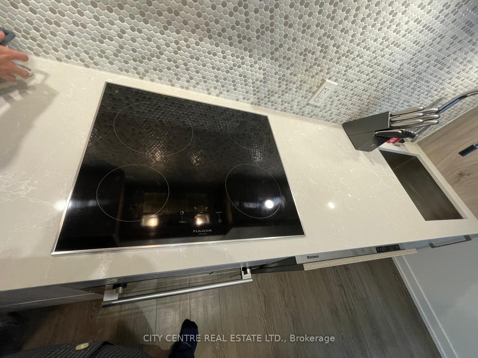 Photo 27 of Unit 1602, 1 Yorkville Avenue, Toronto, The Annex — HOMEH